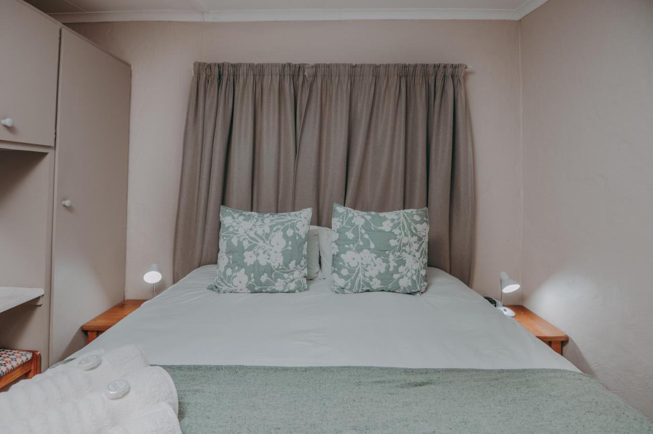 Cosy Cottages Guesthouse Потчефструм Екстериор снимка